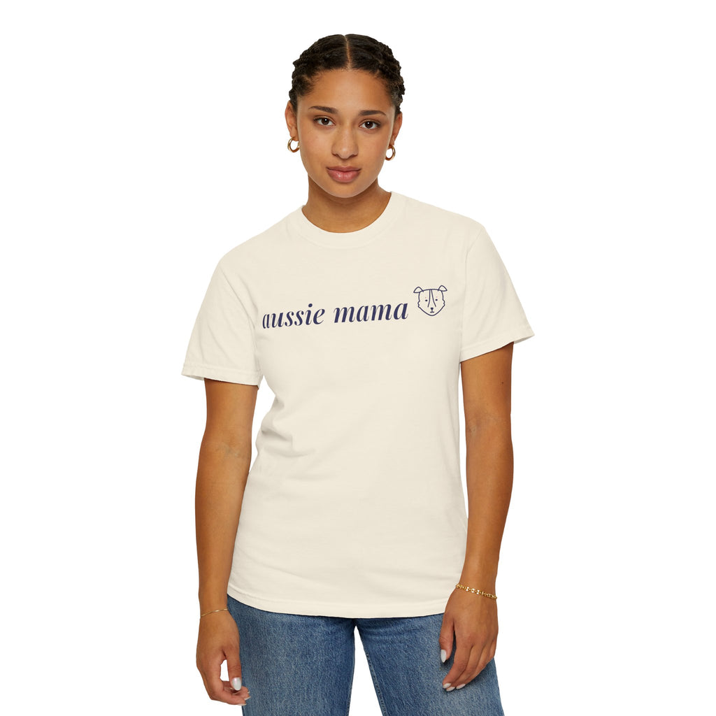 Aussie Mama Shirt, Comfort Colors Australian Shepherd Mom Tee, Cute Aussie Dog Face Line Art Gift, Minimalist Dog Mom T-Shirt